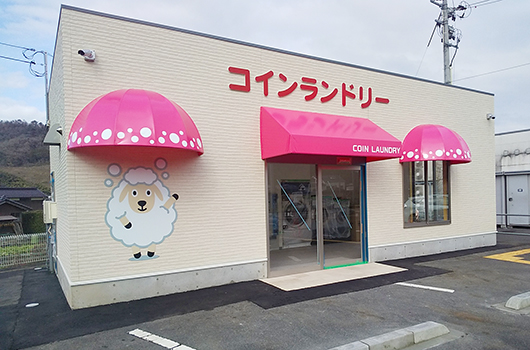 店舗に固定式テントを施工